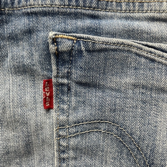 Levi’s Cuffed Capri Jeans Women’s Size 10 - Picture 5 of 10